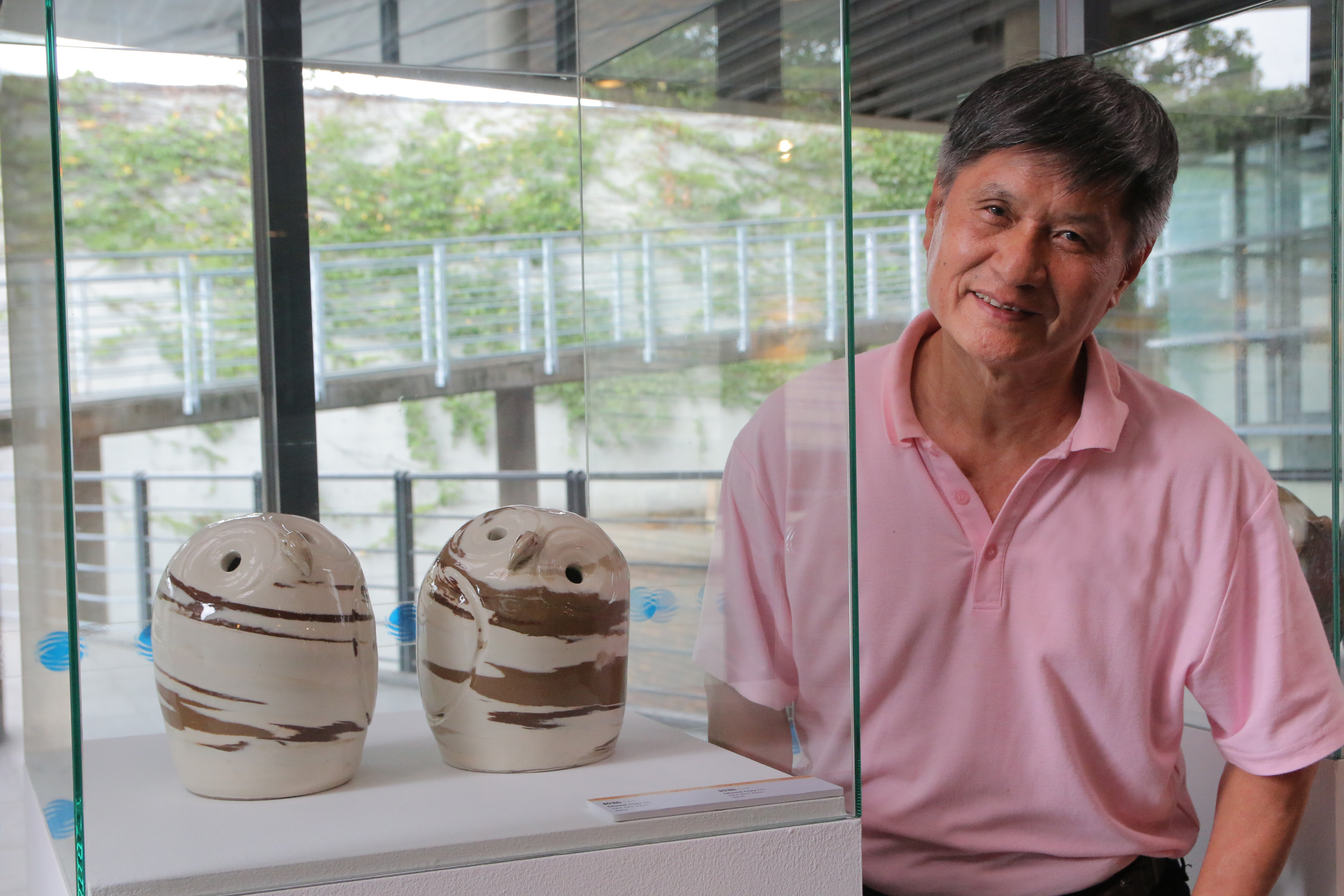 鶯歌陶博館「貓頭鷹與瓷版畫—陳萬富創作個展」