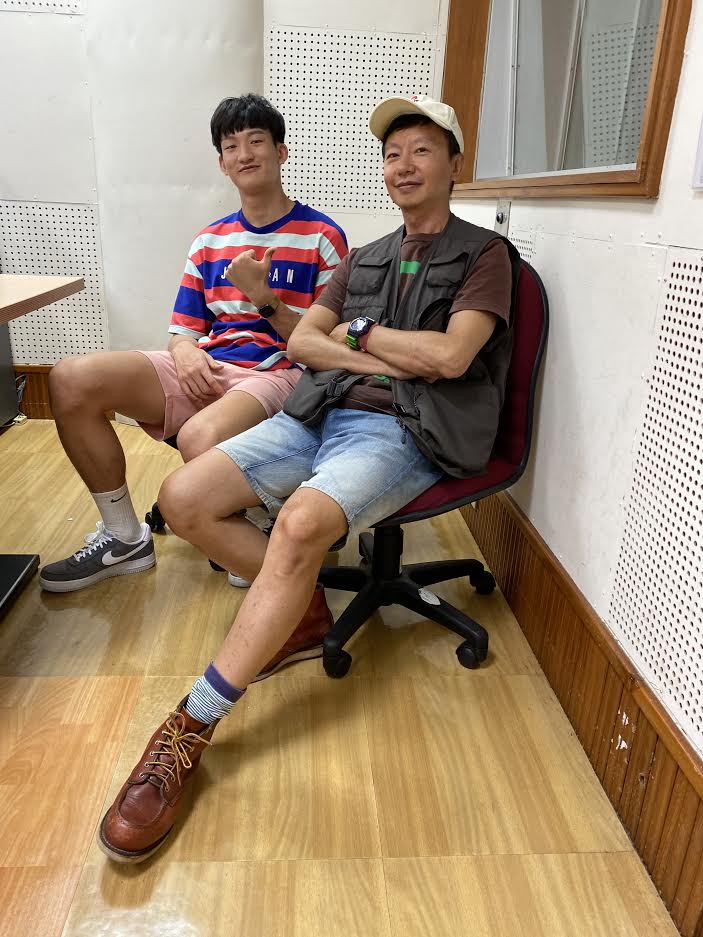專訪新生代創作歌手Jinbo