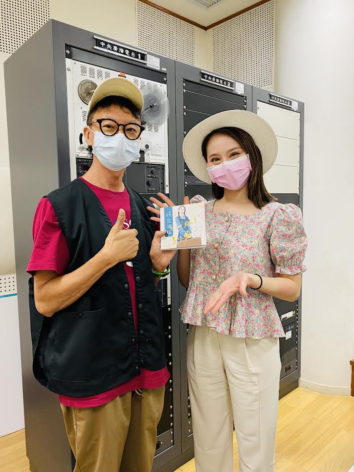 夏以儷陪你過中秋