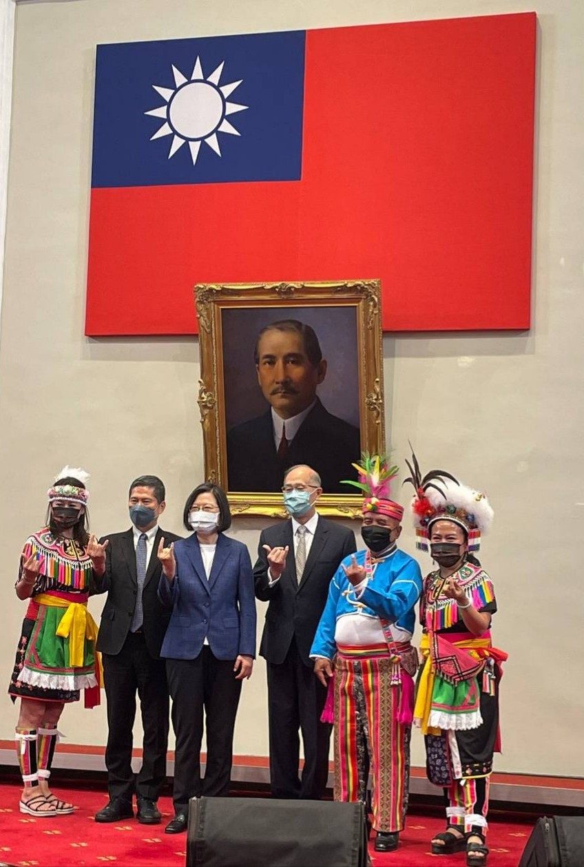 臺灣之光  八歌浪  來自葛萊美獎的榮耀