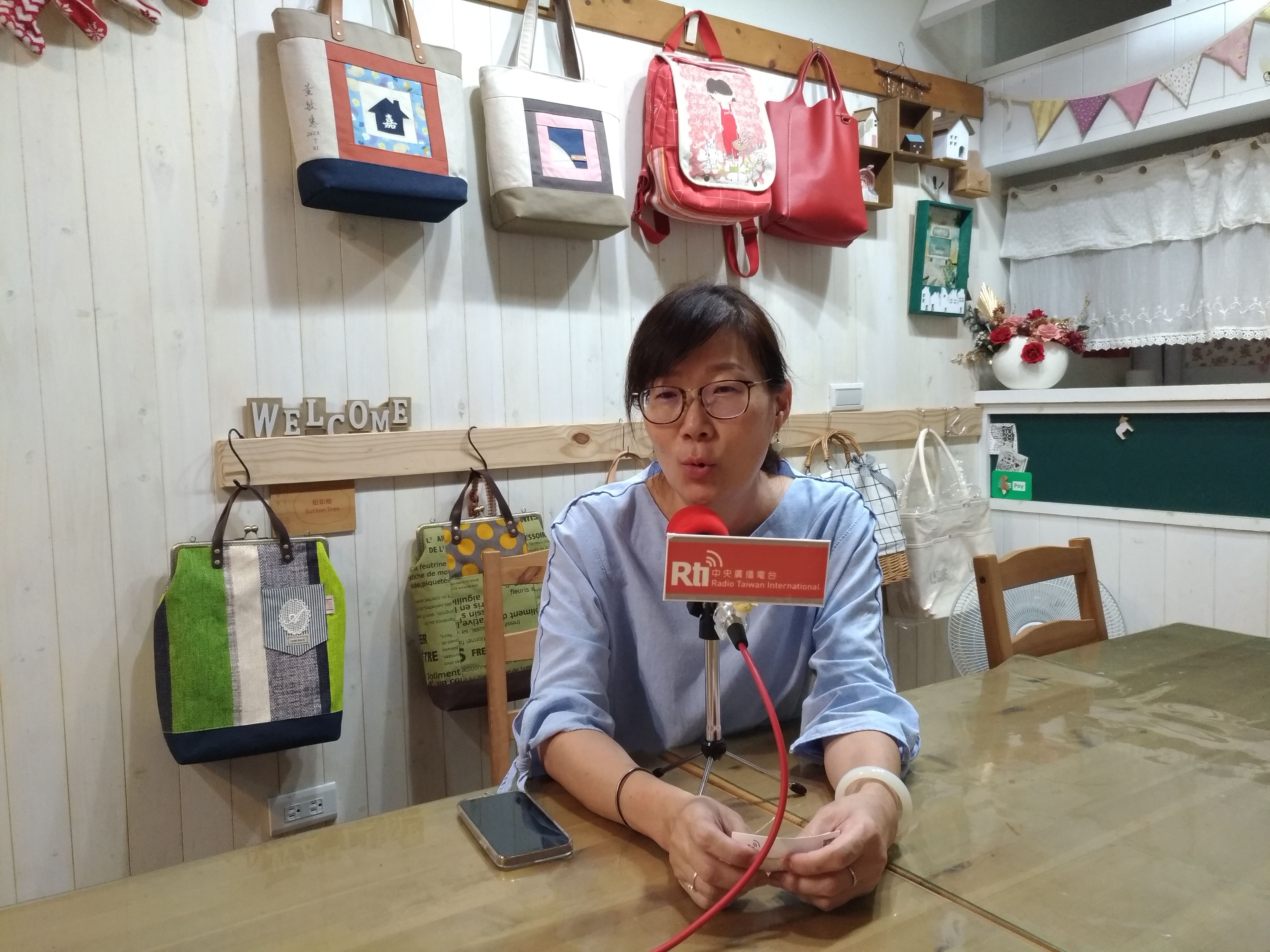 「鈕扣樹」董正琪回歸家庭的創作旅程