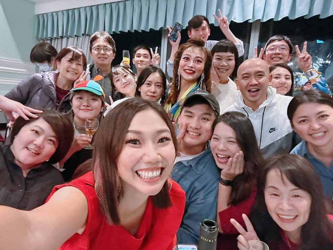 吃尾牙抽大獎，犒賞一年辛勞也迎向龍年，龍年發發發