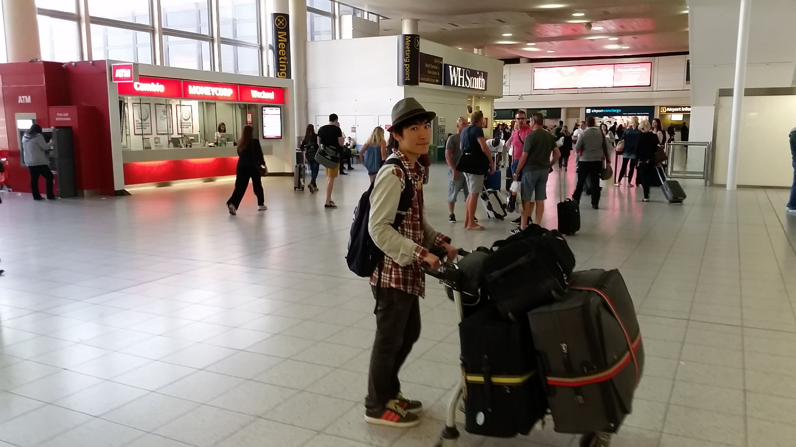 遊學四方 在旅途中攻讀博士的Billy