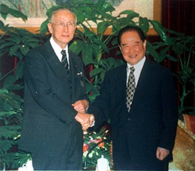 下週的台灣歷史回顧：報禁解除、中華銀行擠兌、辜振甫先生逝世、