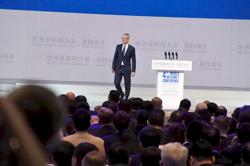 媒體統戰  商業利益成破口