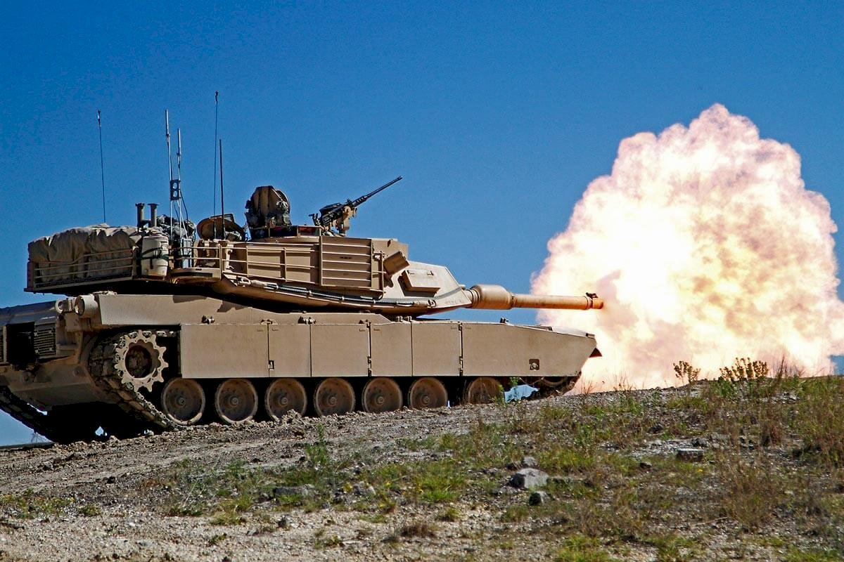提升戰備能力，台灣專屬M1A2T戰車、拖式2B飛彈陸續加入國軍行列…