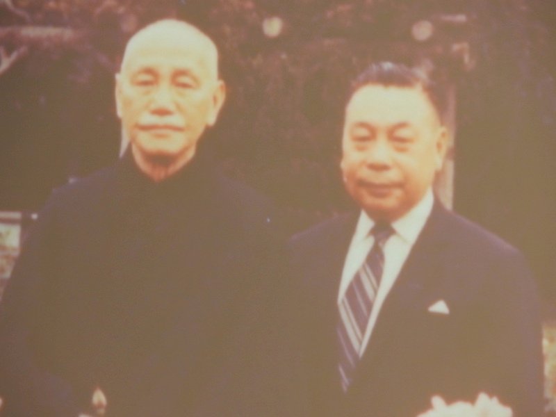 下週的台灣歷史回顧：法國與中華民國斷交、蔣經國逝世、開放髮禁