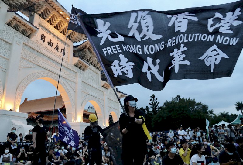 香港「反送中」運動地下化？！