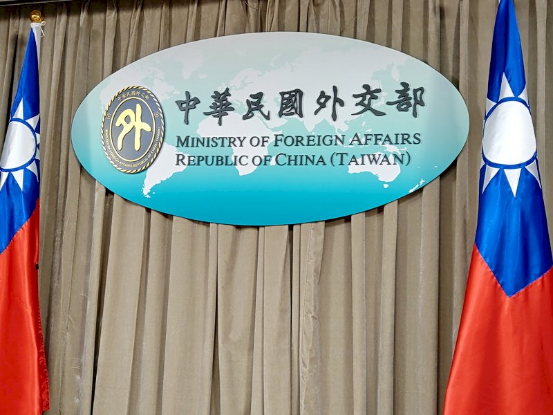 關於中共第三個歷史決議與拜習會