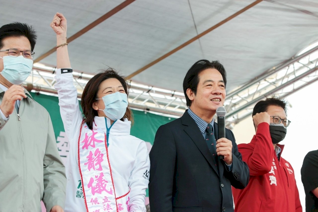 北市罷免林昶佐行動的解析