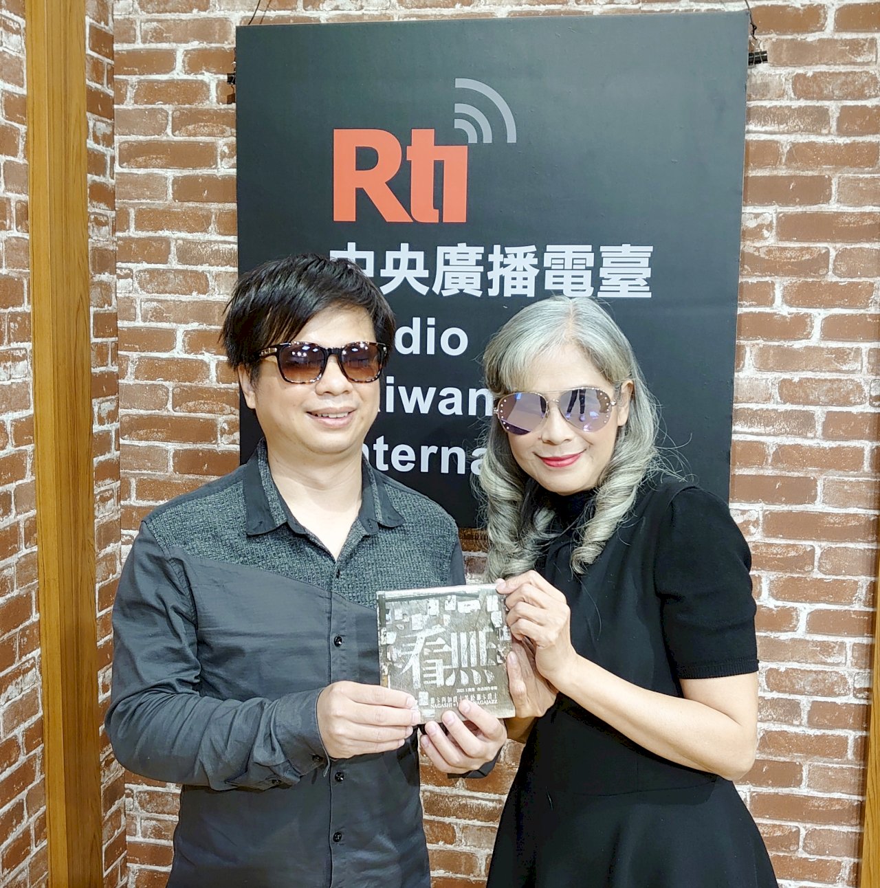 視障專業編曲+創作歌手王俊傑