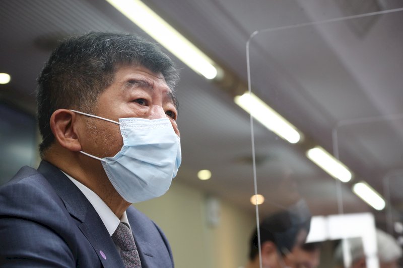 兩岸疫情燒不停 台灣循他國軌跡精準防疫
