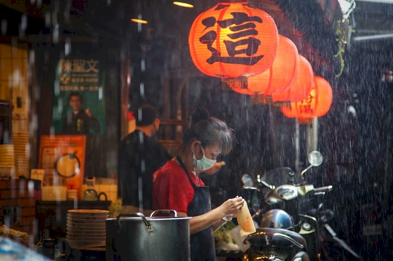 【蔡明芳時間】中國經濟下行壓力下的世界經濟轉變