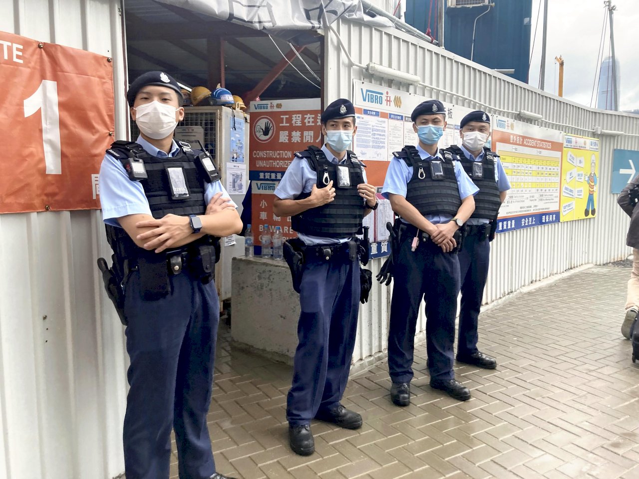 香港主權移交25年的悲歌