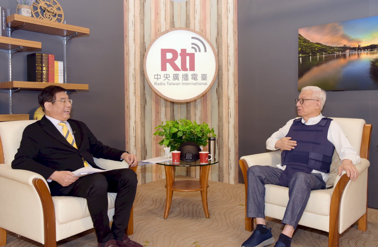 曹興誠先生系列專訪之二：呼喚爭自由的勇氣