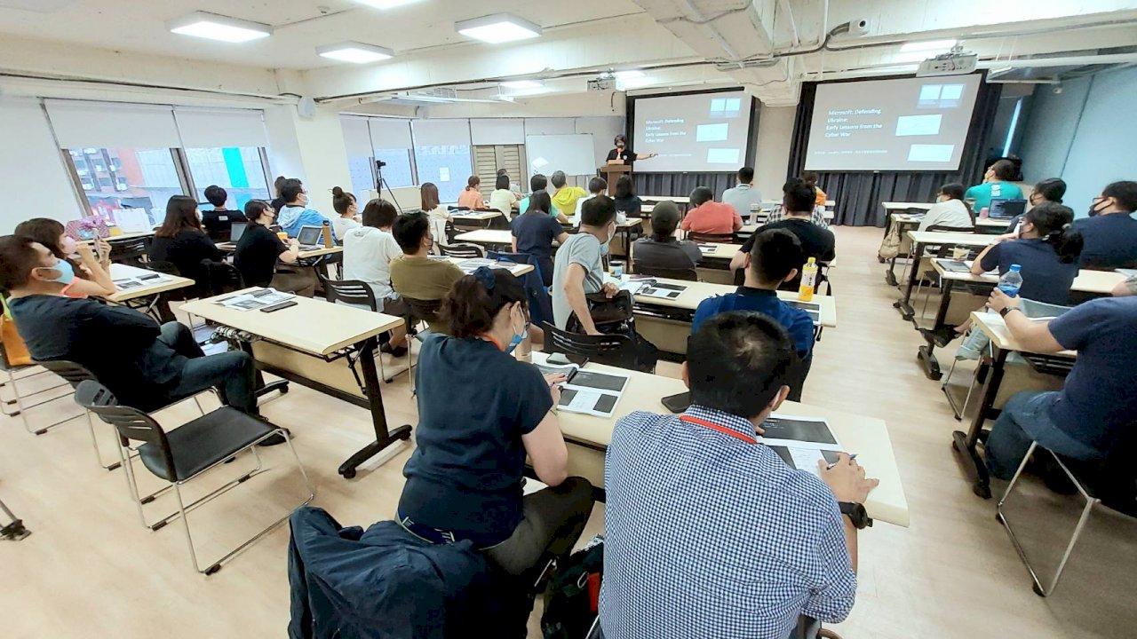 志工發起黑熊學院  強化全民防衛靭性