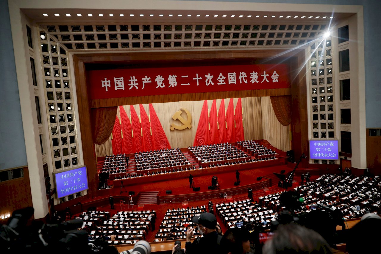 中共20屆一中全會選出新任政治局名單 習仍然大權在握  美國強力限制尖端技術出口 硬碟製造大廠希捷恐違反出口管制法律