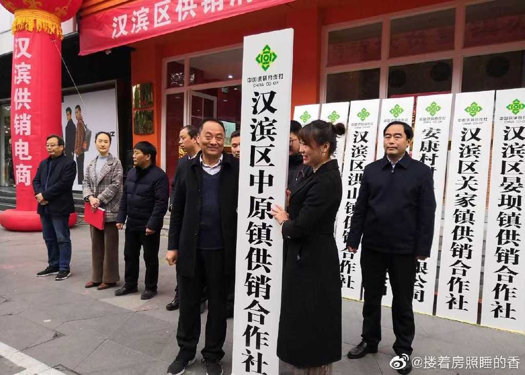 面對二十大之後的經濟困局 習近平向毛求解方？