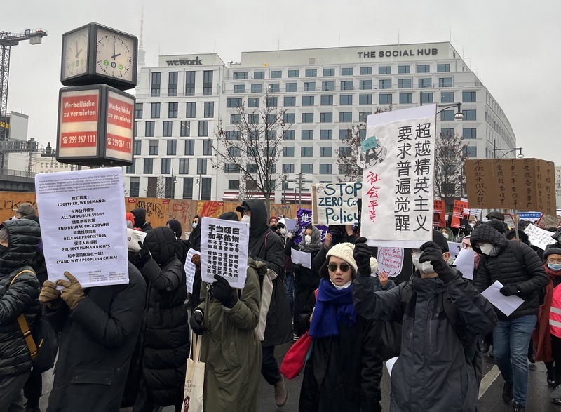 白紙革命後解封，中國的社會與政治騷動、習近平沙特之行的挫敗、關注黎智英與台灣關於離婚法律的憲法辯論