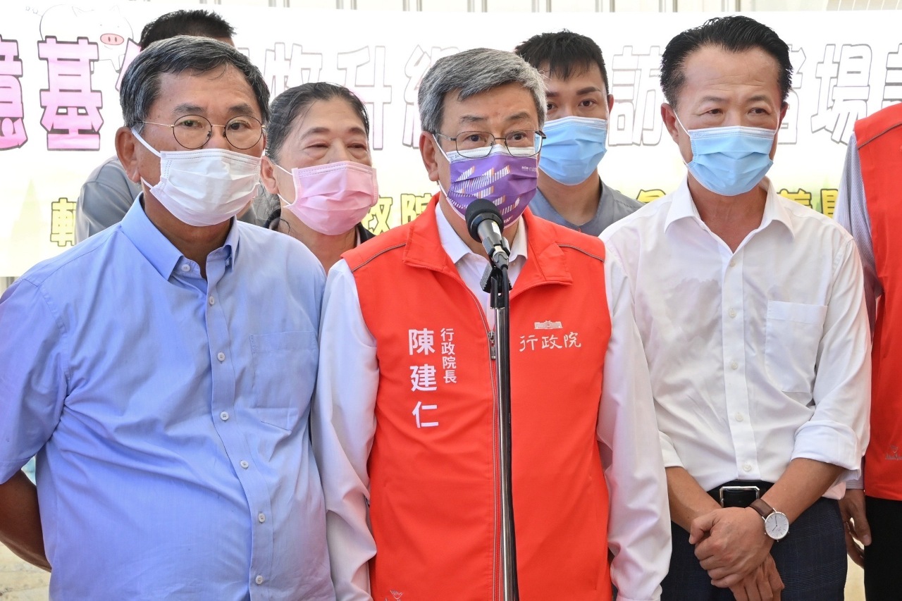 基進.民團.本土社團齊聚 質疑716遊行正當性  習近平摁熄中國經濟引擎! 地方為招外資 竟公然稱可給10%「回饋」