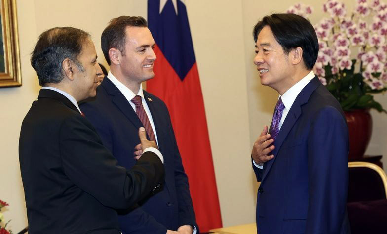 民主大選年，世界局勢的展望