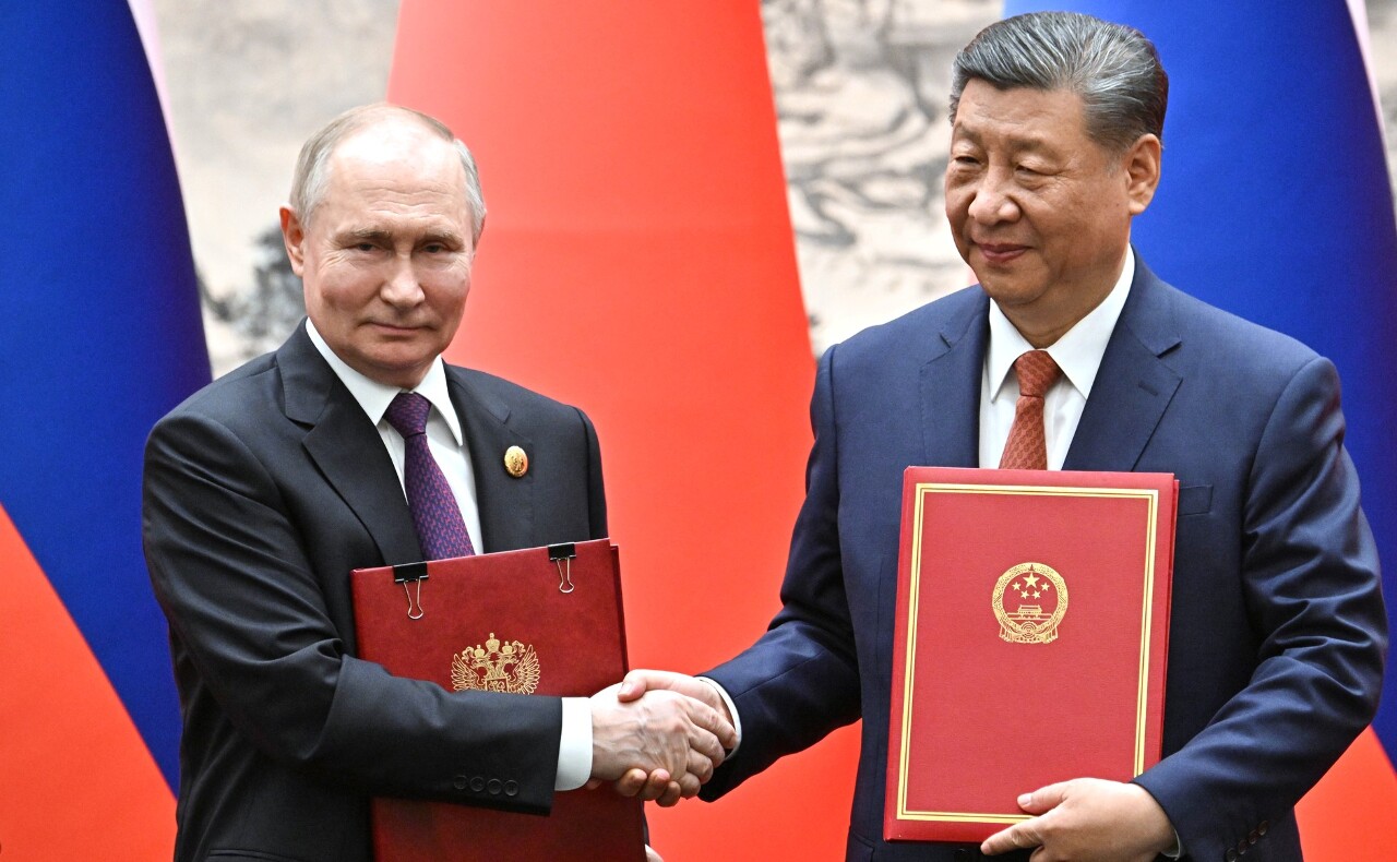 蒲亭訪問中國，習近平發戰爭財