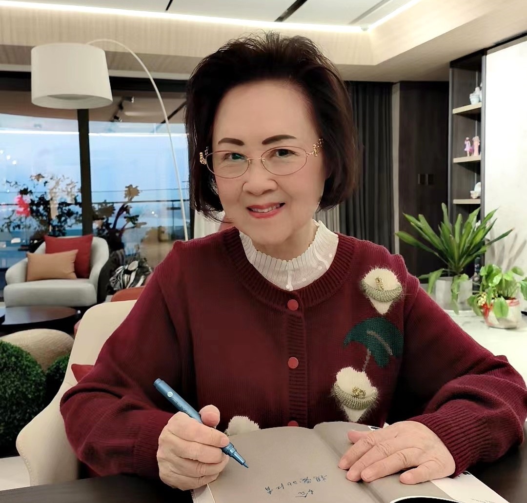 窗外諾言一串心、西樓往事一片雲，瓊瑤劉家昌在你我記憶中無法抹滅